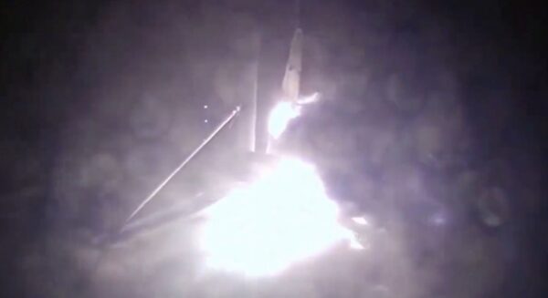 SpaceX Falcon 9 Rocket Crashes While Landing